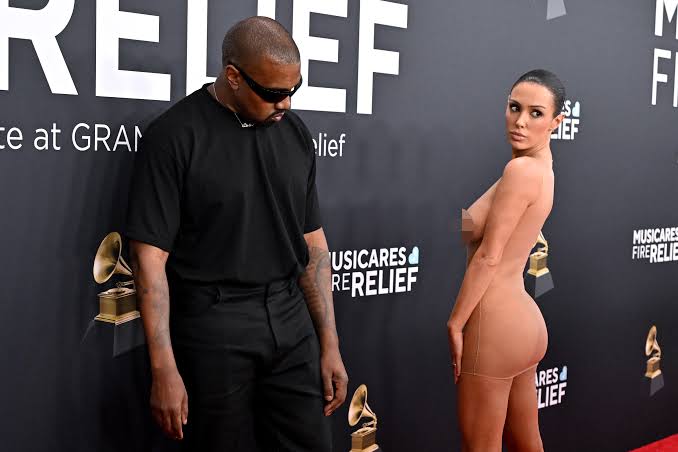 bianca censori kanye west bianca censori grammy outfit bianca censori grammys kanye west wife